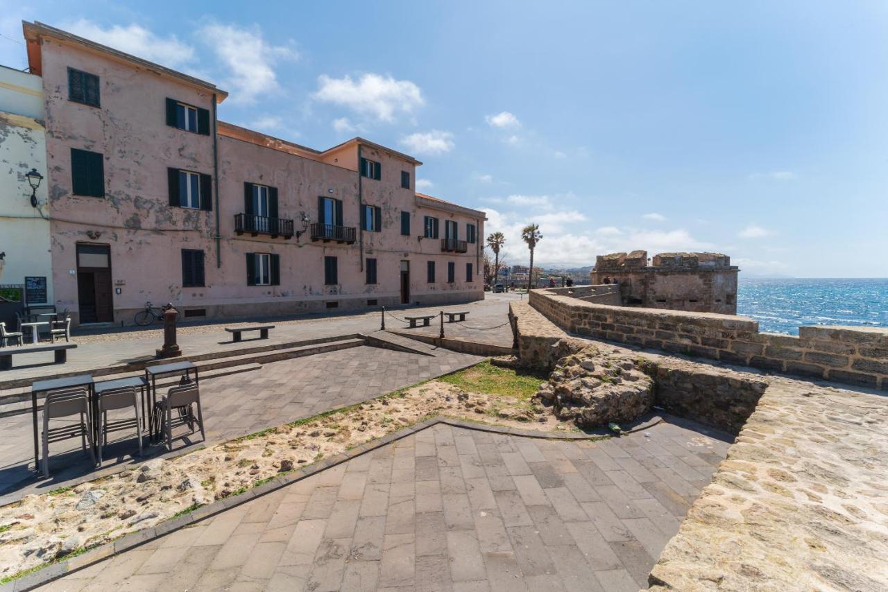 Palau Marco Polo Guest house